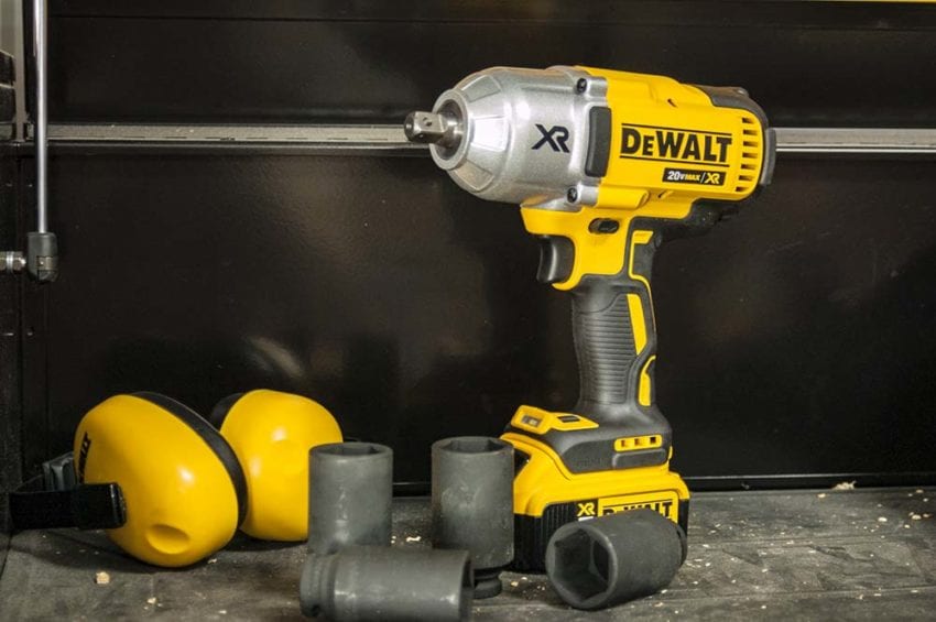 Импульсный гайковерт DEWALT DCF899N в аренду